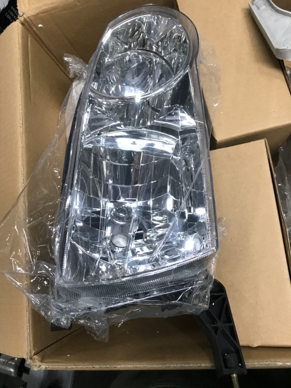 Photo 2 of *Only One-Missing One* DWVO Headlights Assembly Compatible with Corolla 2001 2002/01 02 OE Headlamp Chrome Housing Clear Lens Amber Reflector