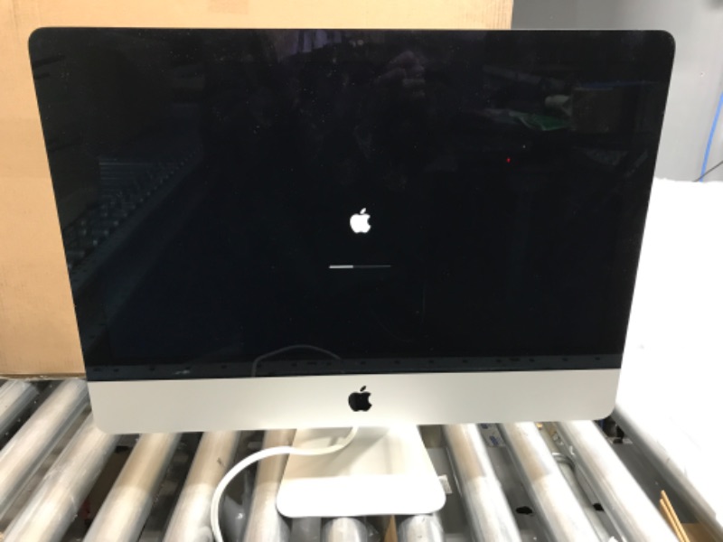 Photo 2 of *Tested* Apple iMac 21.5-Inch Desktop ME087LL/A, 16GB RAM, 1TB Fusion Drive (Renewed)
