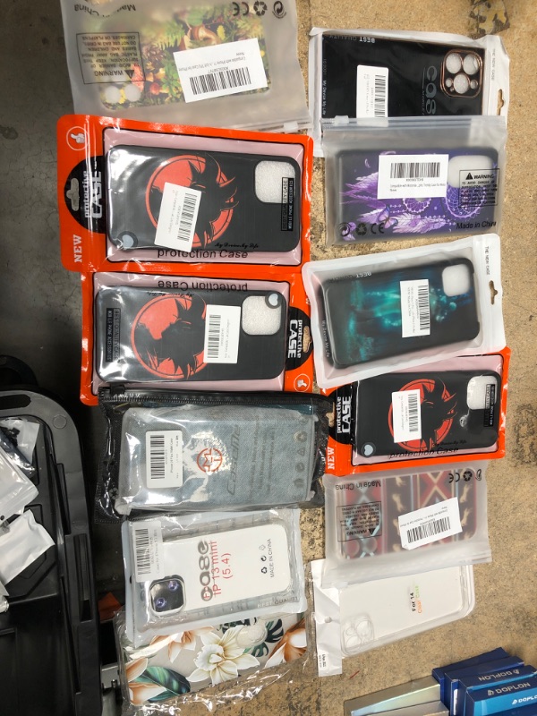 Photo 1 of BUNDLE OF 12 Assorted phone cases 