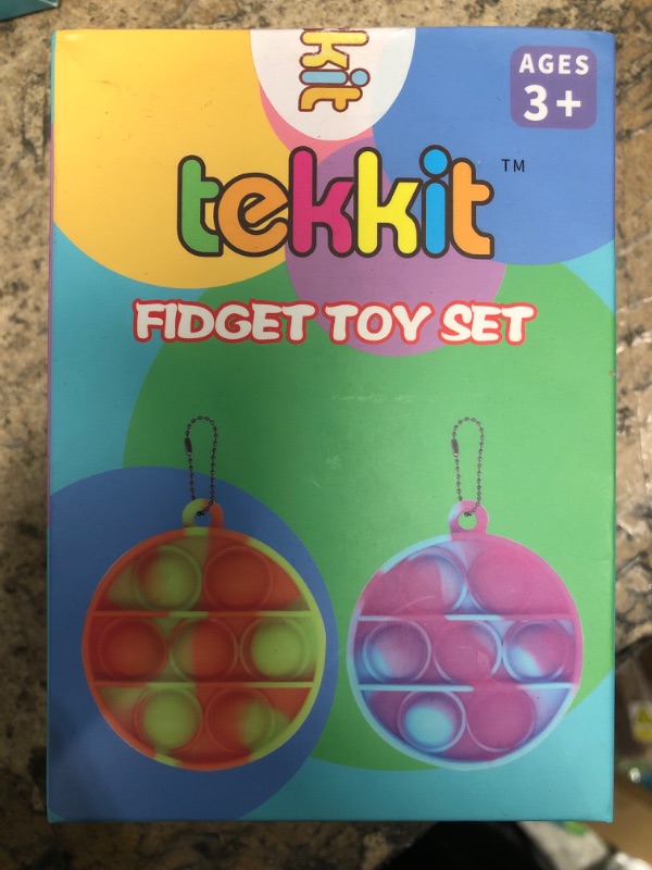 Photo 1 of Bundle 6 Count: Tekkit 2 PCS Mini Pop Push it Its Bubble Keychain Toys,Easter Basket Stuffers,tress Relief Anti Anxiety Toys Pack