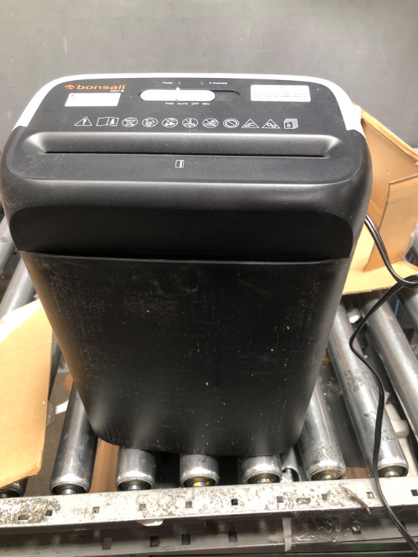Photo 3 of  *******PARTS ONLY ITEM DOES NOT FUNCTION******  
Bonsaii Paper Shredder for Home Use,6-Sheet Crosscut Paper and Credit Card Shredder for Home Office,Home Shredder with Handle for Document,Mail,Staple,Clip-3.4 Gal Wastebasket(C237-B) 6-Sheet Cross Cut