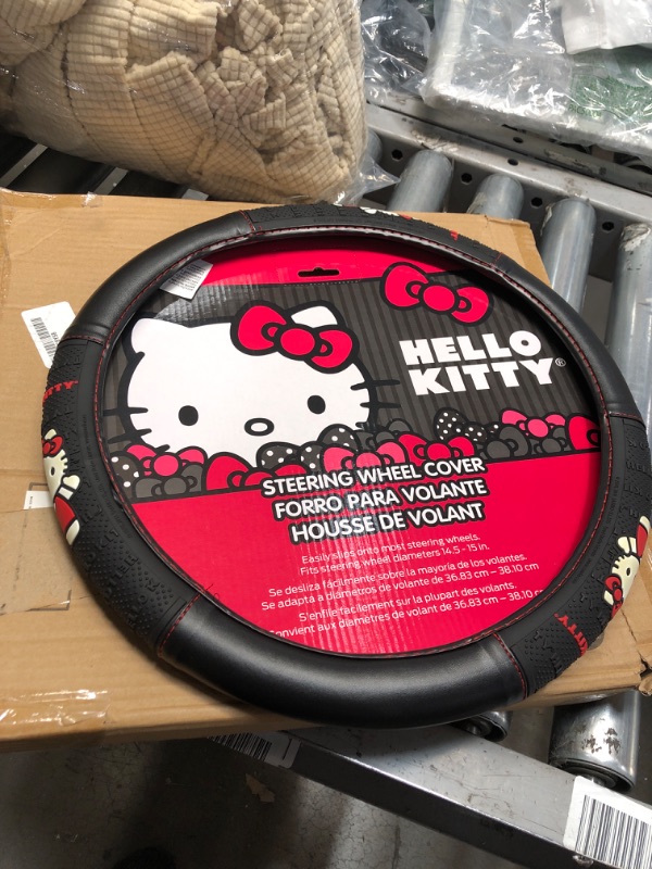 Photo 2 of Hello Kitty Ribbon Steering Wheel Cover