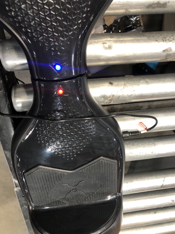 Photo 2 of **PARTS ONLY/ DOES NOT FUNCTION*** Hover-1 Helix Electric Hoverboard | 7MPH Top Speed, 4 Mile Range, 6HR Full-Charge, Built-In Bluetooth Speaker
