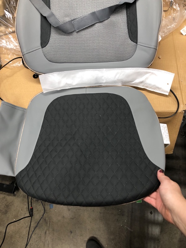 Photo 3 of ***TESTED WORKING*** HoMedics Shiatsu Elite II Massage Cushion with Soothing Heat 2 Back Massage Styles, 3 Massage Zones, Spot Massage, Controller and Chair Straps