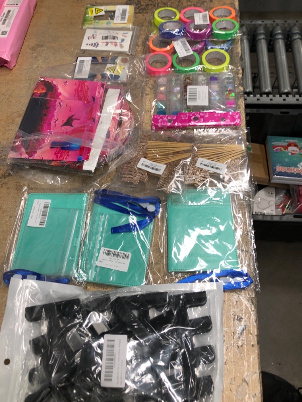 Photo 1 of 13 PCS HOME GOODS BUNDLE
