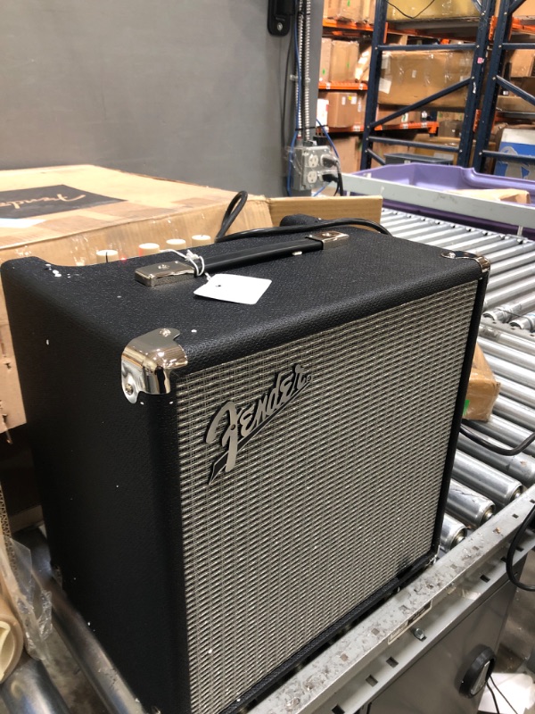 Photo 2 of Fender Rumble 25 25-Watt 1x8" Combo Bass Amp
