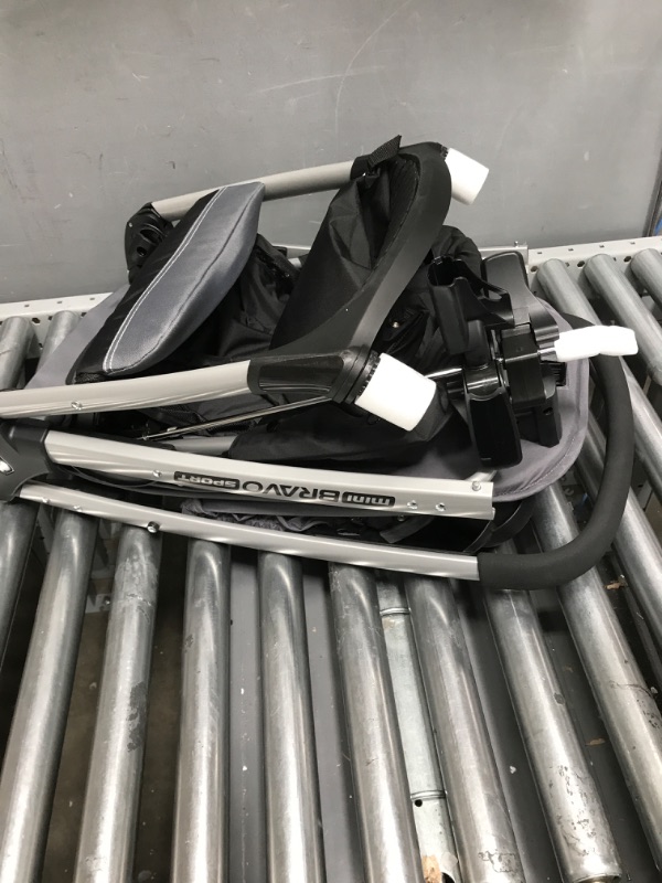 Photo 1 of Chicco Mini Bravo Sport Travel System, Carbon Mini Bravo Sport Carbon