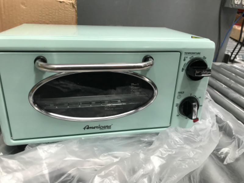 Photo 5 of Elite Gourmet by Maximatic Americana Collection ETO147M Diner 50’s Retro Countertop Toaster oven, Bake, Toast, Fits 8” Pizza, Temperature Control & Adjustable 60-Minute Timer 1000W, 2 Slice, Mint 2 Slice Mint