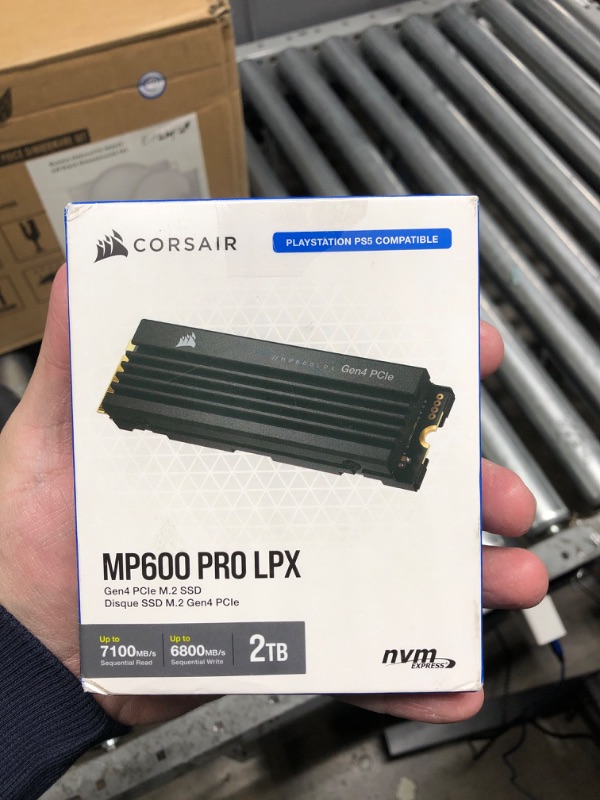 Photo 5 of Corsair MP600 PRO LPX 2TB M.2 NVMe PCIe x4 Gen4 SSD - Optimized for PS5 (Up to 7,100MB/sec Sequential Read & 6,800MB/sec Sequential Write Speeds, High-Speed Interface, Compact Form Factor) Black