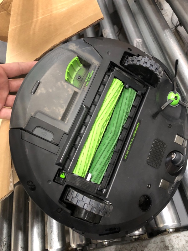 Photo 7 of ** Very Used**parts only***does not function*** iRobot Roomba i3+ EVO (3550) Robot Vacuum and Braava Jet m6 (6113) Robot Mop Bundle - Wi-Fi Connected, Smart Mapping, Works with Alexa, Precision Jet Spray, Corners & Edges, Ideal for Multiple Rooms Ri3+ & B