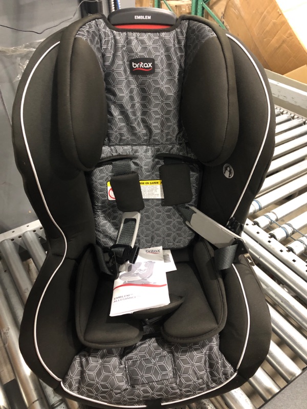 Photo 2 of Britax Emblem 3 Stage Convertible Car Seat - Fusion