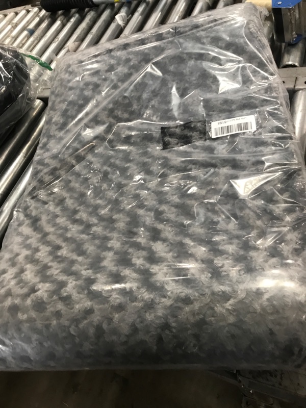 Photo 1 of 22" dog bed 