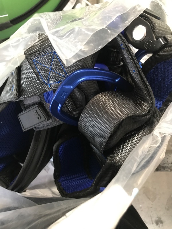 Photo 2 of 3M 113046 DBI-SALA ExoFit X300 Comfort Vest Positioning Safety Harness Fall Protection, OSHA, ANSI, General Industry, Aluminum Back and Hip D-Ring, Auto-Locking Quick Connect Leg and Chest Buckles, S Small