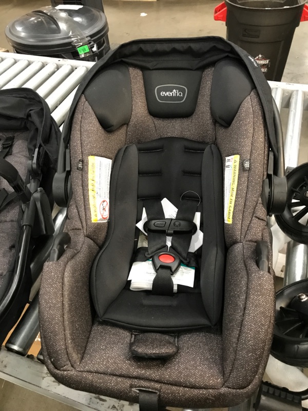 Photo 3 of 4 Piece - Evenflo Pivot Modular Travel System With SafeMax Car Seat
