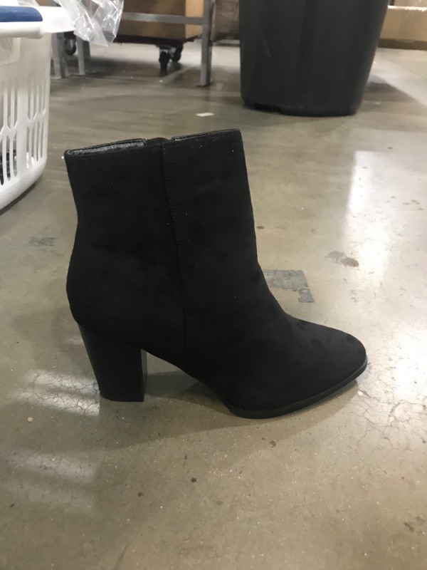 Photo 2 of DREAM PAIRS Women's Chunky High Heel Ankle Booties
