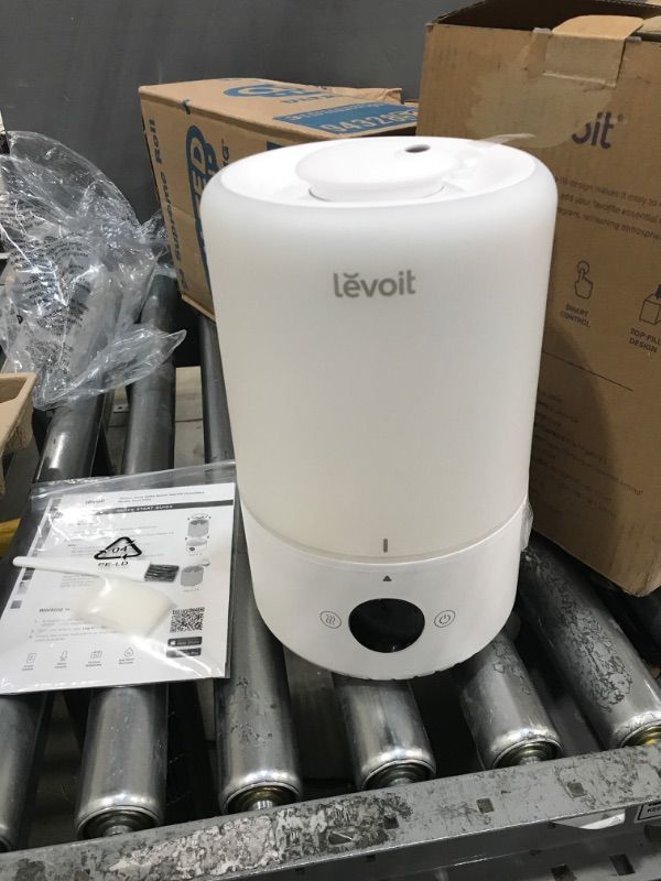 Photo 2 of (PARTS ONLY)LEVOIT SMART COOL MIST HUMIDIFIERS FOR BEDROOM, TOP FILL ESSENTIAL OIL DIFFUSER, AUTO HUMIDITY ADJUSTMENT WITH SENSOR, REMOTE CONTROL, IDEAL FOR BABY NURSERY AND PLANTS, QUIET, ULTRASONIC, 3L, WHITE
