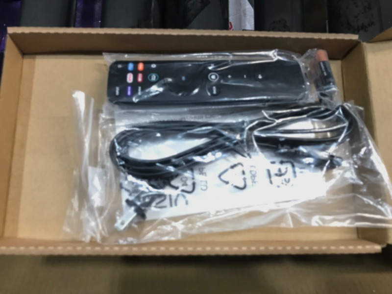 Photo 1 of VIZIO 50-inch MQX Series Premium 4K 120Hz QLED HDR Smart TV with Dolby Vision, Active Full Array, 240Hz @ 1080p PC Gaming, WiFi 6E, and Alexa Compatibility M50QXM-K01, 2023 Model