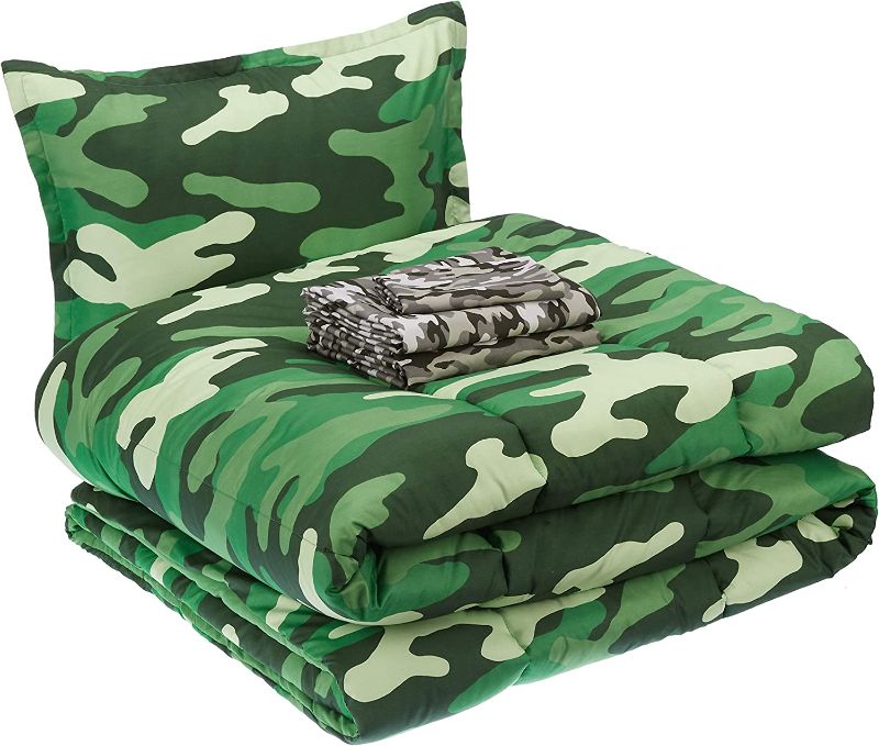 Photo 1 of 
Amazon Basics Kids Easy-Wash Microfiber Bed-in-a-Bag Bedding Set - Twin, Camo Crew
Color:Camo Crew
Size:Twin
Style:Bedding Set