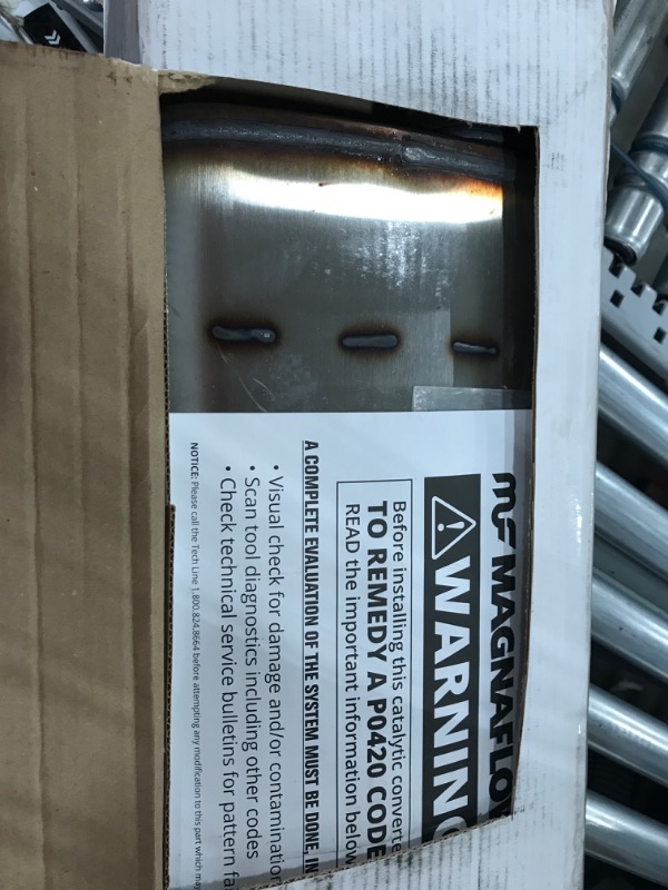 Photo 2 of MagnaFlow 4in x 9in Oval Center/Offset Performance Muffler Exhaust 13215 - XL Multi-Chamber , 2.25in Inlet/Outlet, 14in Body Length, 20in Overall Length, Satin Finish - Classic Deep Exhaust Sound