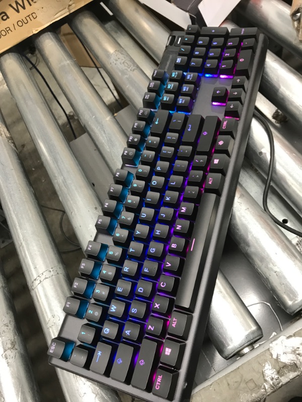 Photo 2 of ***TESTED WORKING*** SteelSeries Apex 5 Hybrid Mechanical Gaming Keyboard – Per-Key RGB Illumination – Aircraft Grade Aluminum Alloy Frame – OLED Smart Display (Hybrid Blue Switch) Hybrid Blue – Tactile & Clicky Apex 5