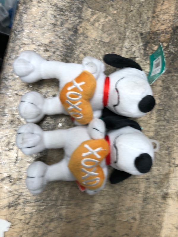 Photo 1 of 2 PACK Peanuts for Pets Dog Toys Snoopy “XOXO” Plush Squeaker| 6” Snoopy Love Plush Squeakers Collection Pet Toys | Cute Peanuts Toy for Dogs Snoopy Stuffed Animal 6 inch, (FF19318) Snoopy "XOXO" 6 Inch - 1 Pack