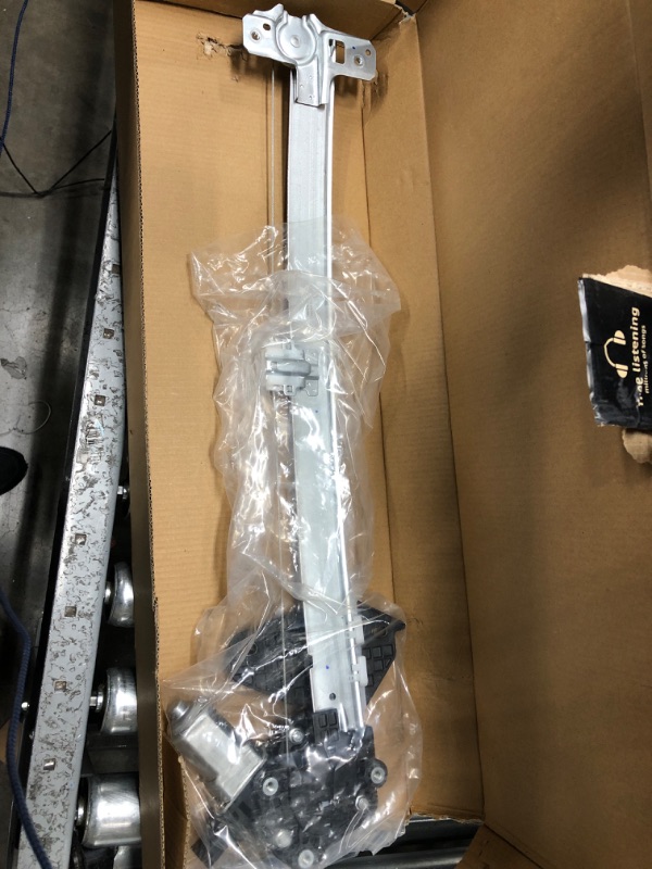 Photo 1 of *** MINOR SCRATCHES*** Dorman 748-161 Front Passenger Side Power Window Motor and Regulator Assembly Compatible with Select Honda Models