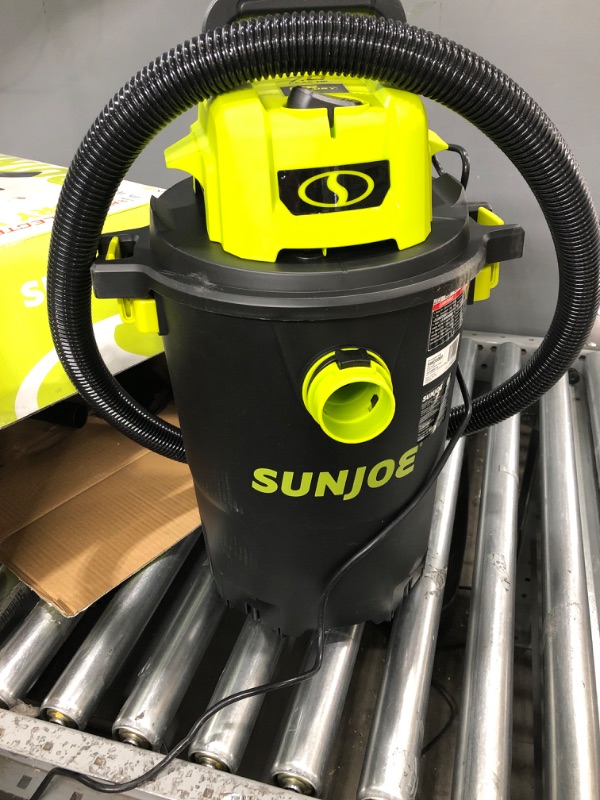 Photo 3 of ***TESTED POWER ON***Sun Joe SWD5000 5-Gallon 1200-Watt 7 Peak HP Wet/Dry Shop Vacuum, HEPA Filtration, Wheeled w/Cleaning Attachments, for Home, Workshops, Pet Hair and Auto Use, 5 Gallon, Black/Green 5 Gallon, 7 HP Canister Vacuums