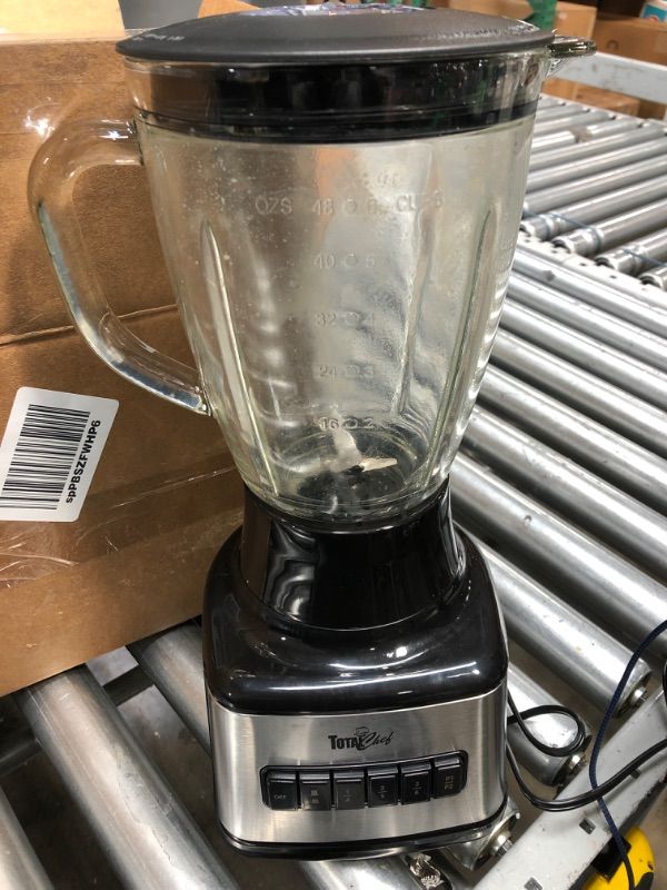 Photo 2 of ***FOR PARTS ONLY, DOES NOT TURN ON*** Total Chef 6-Speed + 2 Pulse Options Countertop Blender, 6 Cup (1.5L) Glass Jar, Stainless Steel Blades, Auto-Clean Function, Puree, Crush, Blend For Smoothies, Shakes, Dips, Black and Silver
