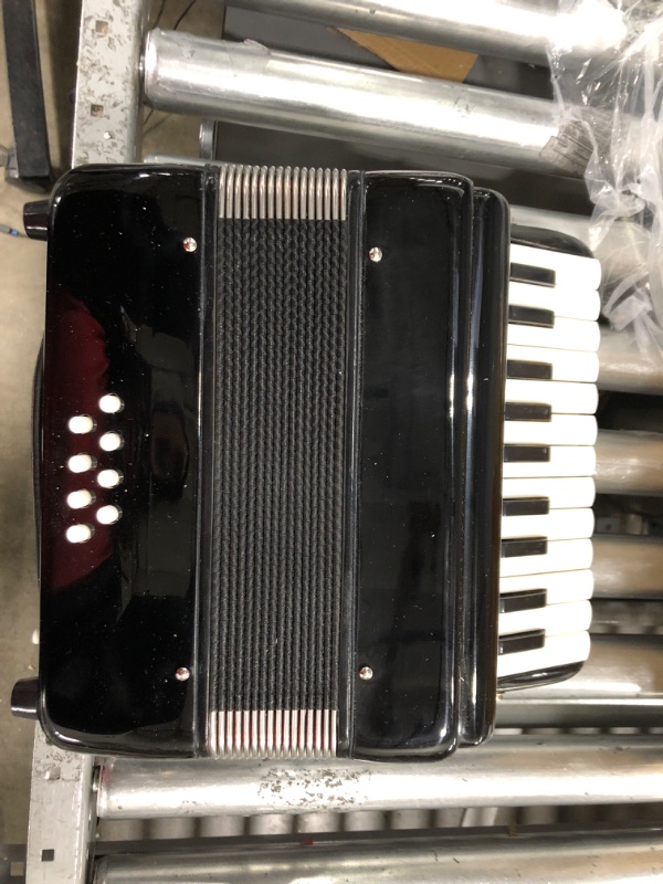 Photo 3 of 22 Key 8 Bass Accordion Hand Piano Accordion Professional Solid Wood Piano Accordion Beginners Students Musical Instrument with Accordion Backpack