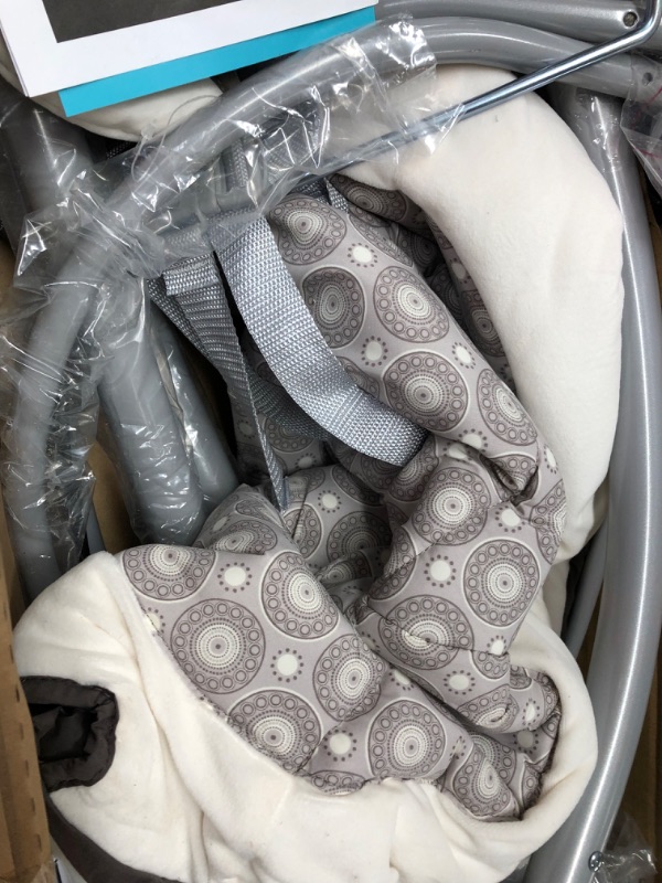 Photo 1 of Graco Simple Sway Abbington Baby Swing