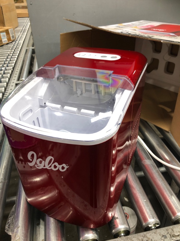 Photo 3 of ***TESTED/ TURNS ON**** Igloo ICEB26RR Automatic Portable Electric Countertop Ice Maker Machine, 26 Pounds in 24 Hours, 9 Ice Cubes Ready in 7 minutes, With Ice Scoop and Basket, Perfect for Water Bottles, Mixed Drinks Retro Red Ice Maker