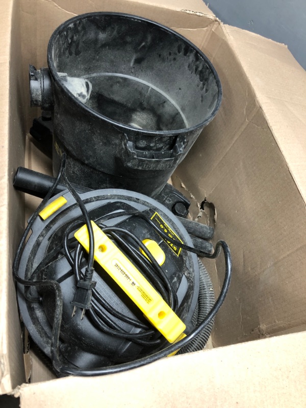 Photo 2 of ***USED VERY DIRTY***   Stanley - SL18116P Wet/Dry Vacuum, 6 Gallon, 4 Horsepower Black Black, Yellow 6 Gallon, 4.0 HP AC Wet/Dry Vacuum1011476261
LPNPMAR2371460
