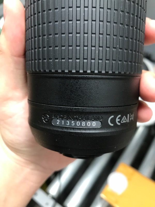 Photo 2 of Nikon telephoto Zoom Lens AF-P DX NIKKOR 70-300mm f / 4.5-6.3G ED VR for Nikon DX Format only