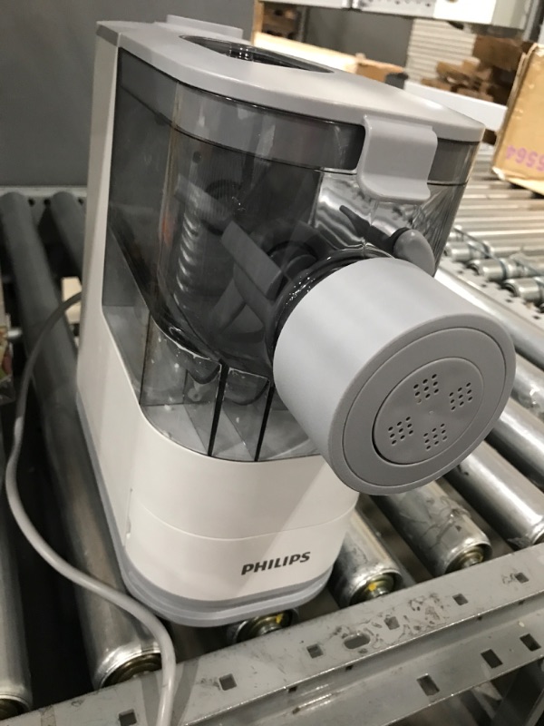 Photo 3 of ***USED/MISSING PART***Philips Compact Pasta and Noodle Maker with 3 Interchangeable Pasta Shape Plates - White - HR2370/05