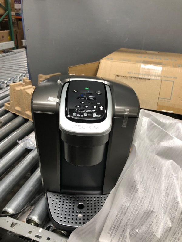 Photo 3 of ***TESTED/ TURNS ON** Keurig K-Elite Coffee Maker, Single Serve K-Cup Pod Coffee Brewer, With Iced Coffee Capability, Brushed Slate+