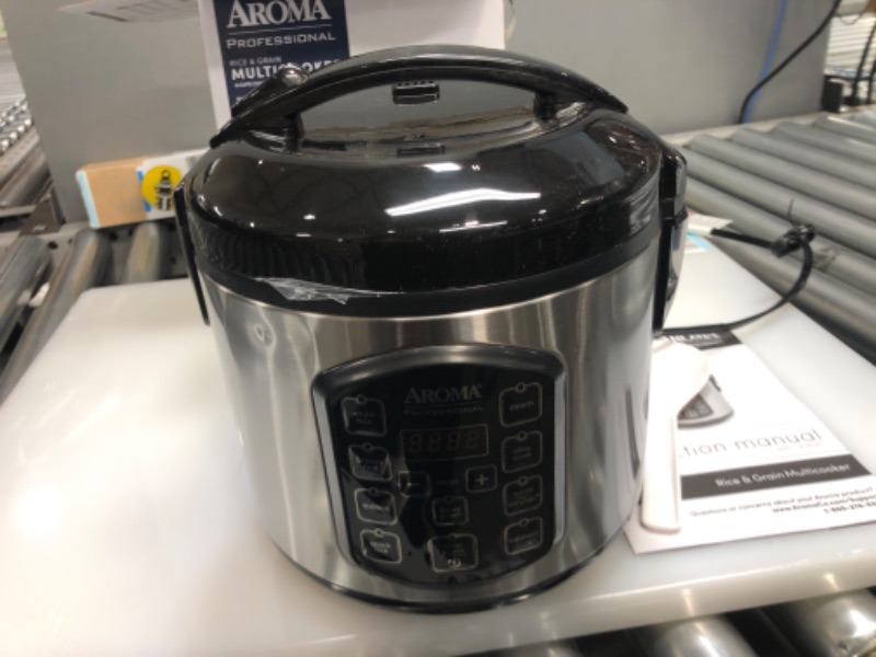 Photo 3 of Aroma Housewares ARC-954SBD Rice Cooker, 4-Cup Uncooked 2.5 Quart, Professional Version