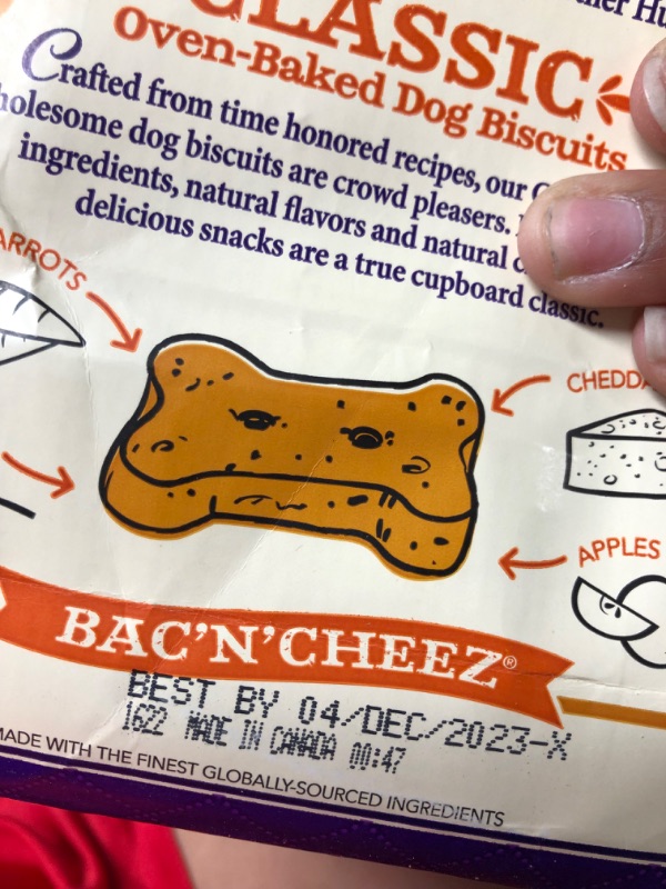Photo 2 of *EXPIRES 04/DEC/2023* Classic Bac N' Cheeze Oven-Baked Dog Biscuits 20 Ounces (Case of 6)
