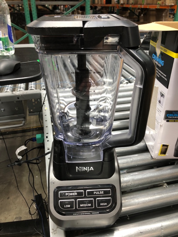 Photo 3 of ***TESTED WORKING*** Ninja BL610 Professional 72 Oz Countertop Blender with 1000-Watt Base and Total Crushing Technology for Smoothies, Ice and Frozen Fruit, Black, 9.5 in L x 7.5 in W x 17 in H with 25 Chef-inspired Recipes ***DAMAGE IS COSMETIC PLEASE S