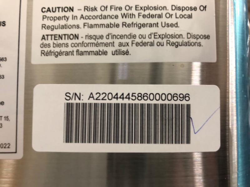 Photo 4 of ***TESTED/ TURNS ON*** Frigidaire Countertop Crunchy Chewable Nugget Ice Maker V2, 44lbs per Day, Stainless Steel