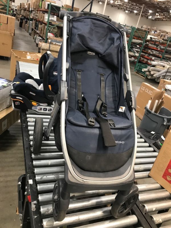 Photo 2 of Chicco Bravo Trio Travel System and Extra Base Bundle, Brooklyn, Navy Brooklyn Bravo with Extra Base (2 total)