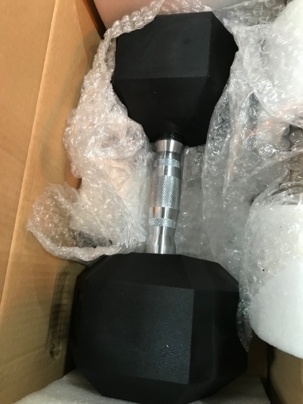 Photo 2 of 50 LB Amazon Basics Rubber Encased Hex Dumbbell Hand Weight
