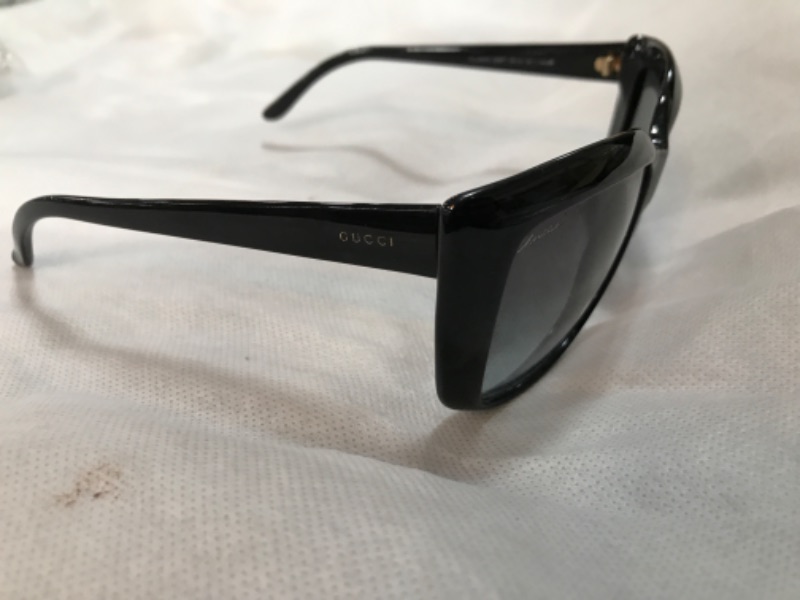 Photo 1 of GUCCI BLACK SUNGLASSES