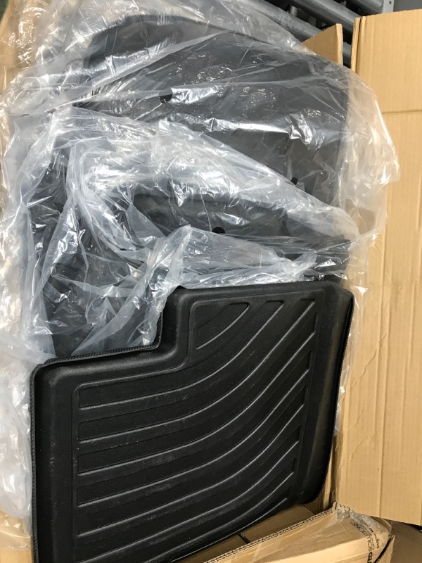 Photo 2 of *Used* SUPER LINER All-Weather Floor Mats for Tesla Model 3 2021 2022 2023 Custom Fit Cargo Liner Rear Cargo Tray Trunk Mats Interior Accessories
