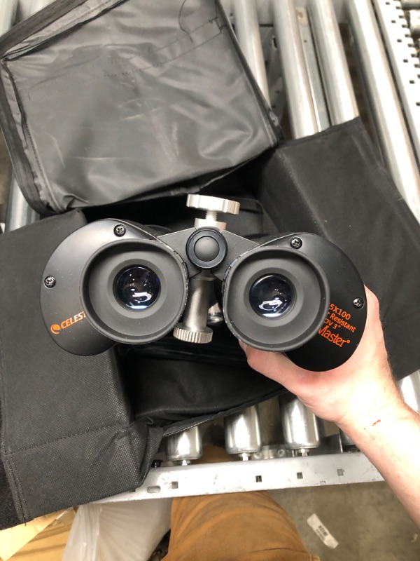 Photo 4 of Celestron SkyMaster 25X100 ASTRO Binoculars with deluxe carrying case with Universal Smartphone Adapter SkyMaster 25x100 Binocular w/ Smartphone Adapter