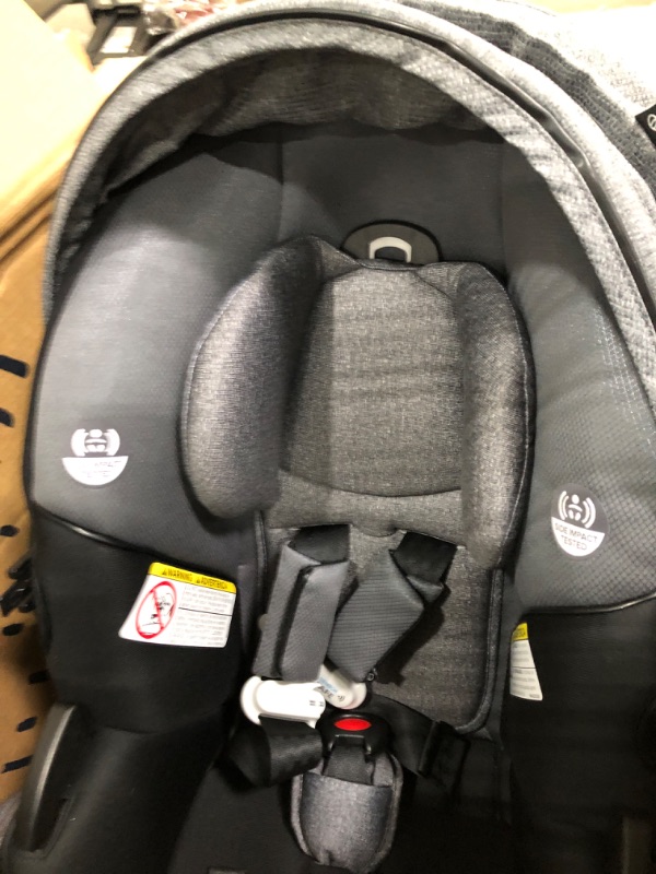 Photo 2 of **NEW** CAR SEAT ONLY** NO BASE** Evenflo Gold Pivot Xpand Travel System Securemax Moonstone, Gray/Black