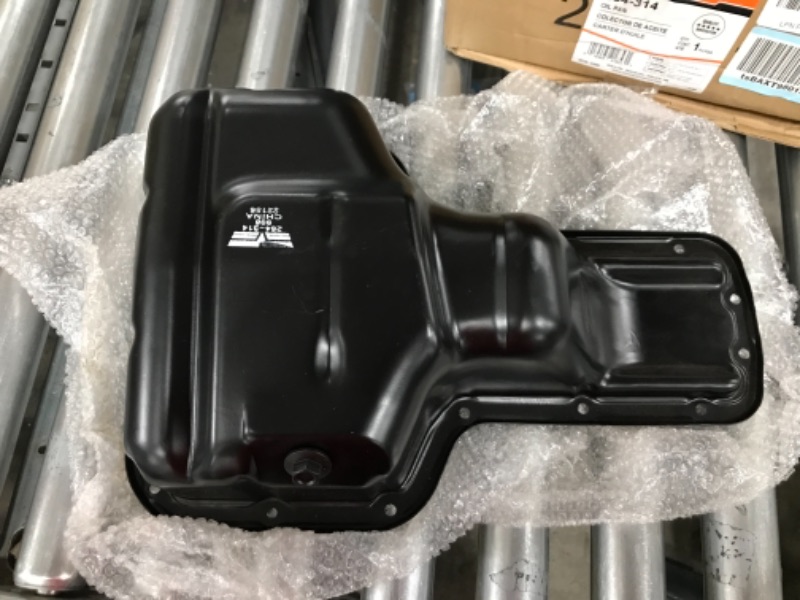 Photo 3 of Dorman 264-314 Engine Oil Pan Compatible with Select Chevrolet / Pontiac / Toyota Models
**** Dorman 264-314 Engine Oil Pan
for 2008 Toyota Matrix 1.8L L4 Gas DOHC ****