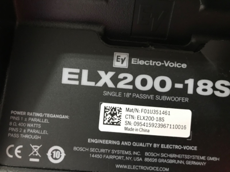 Photo 3 of *MINOR DENTS IN CORNERS//INSIDE MAJOR DAMAGE//CRACKED FROM THE BACK *** Electro-Voice ELX200-18S 18 inch Passive Subwoofer (ELX200-18Sd4)