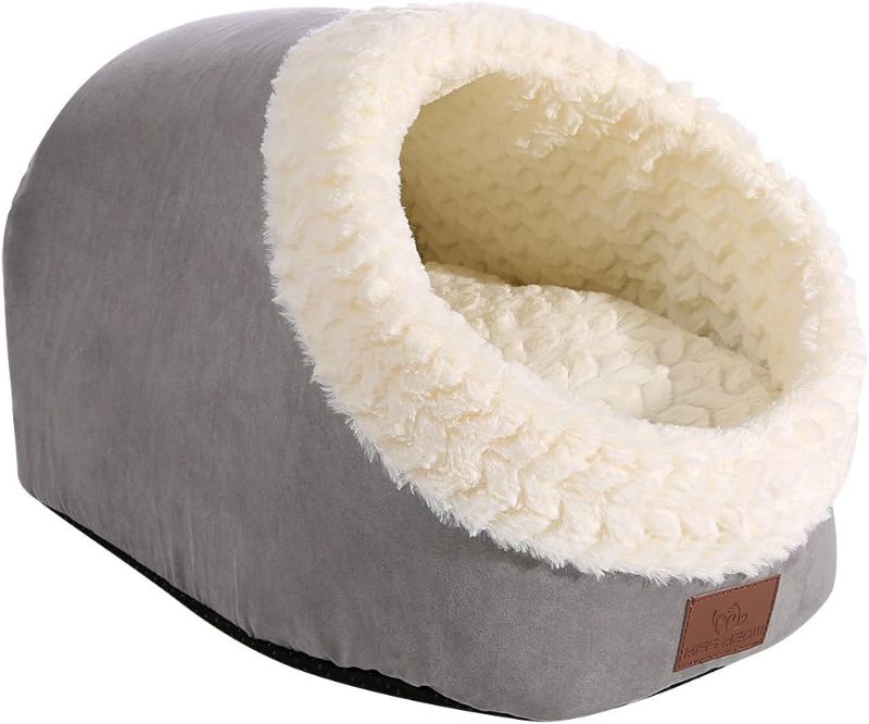 Photo 1 of  Cat Bed for Indoor Cats,Medium Large Cats 