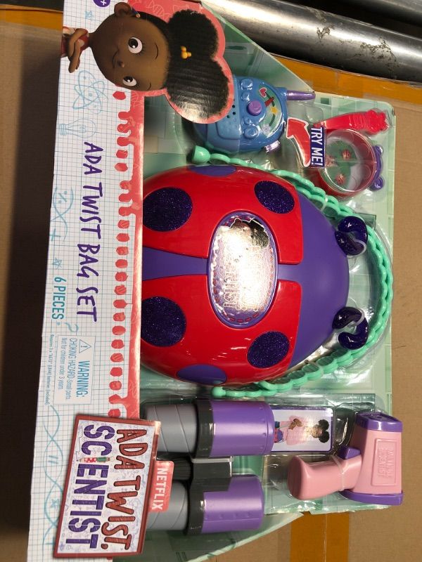 Photo 2 of ADA TWIST Bag Set, Dress Up & Pretend Play, Kids Toys for Ages 3 Up, Gifts and Presents by Just Play
