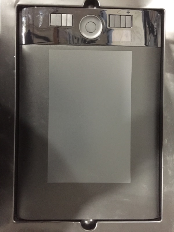 Photo 1 of Wacom Intuos Intuos4 - Medium Medium Wired